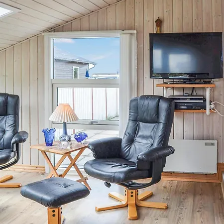 Three-bedroom In Thisted *