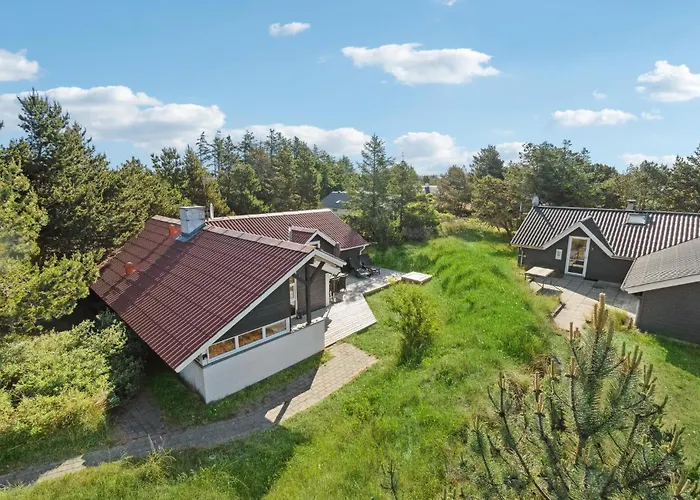 Vakantiehuis Three-bedroom In *