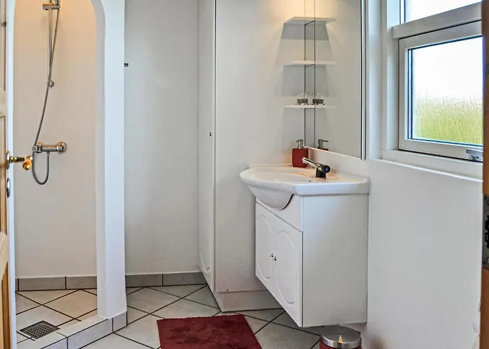Three-bedroom In Vakantiehuis *