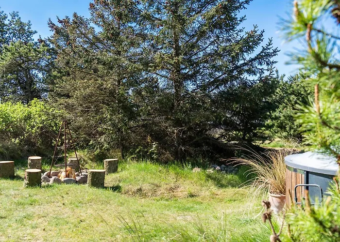Vakantiehuis Three-bedroom In *