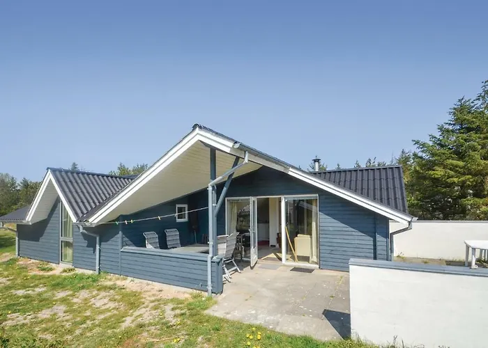Vakantiehuis Three-bedroom In